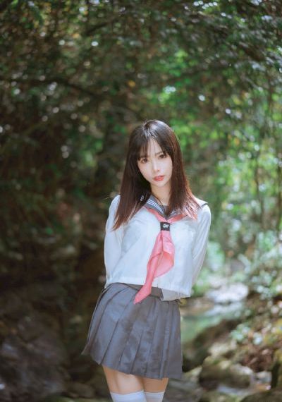试衣间_剧情片完整视频观看