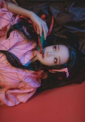 衣服一扯小兔子出来了_HD高清视频观看